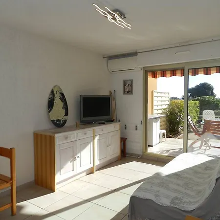 Location T2 Climatise, Proche Plage, Parking Privatif A - Fr-1-251-747 아파트 *