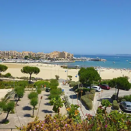 Location T2 Climatise, Proche Plage, Parking Privatif A - Fr-1-251-747 *