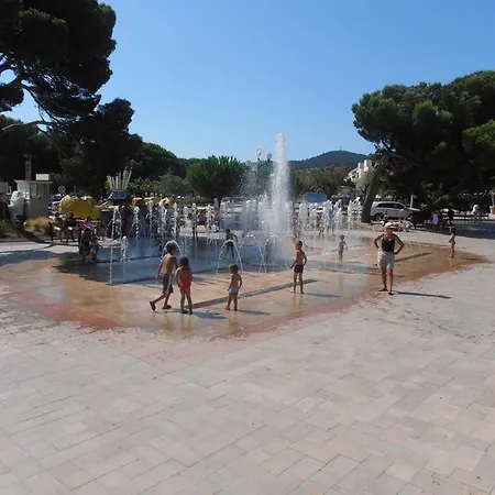 Location T2 Climatise, Proche Plage, Parking Privatif A - Fr-1-251-747 *
